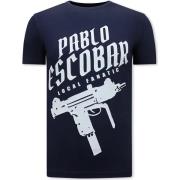T-shirt Korte Mouw Local Fanatic Pablo Escobar Uzi Print