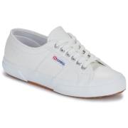 Lage Sneakers Superga 2750 CUIR