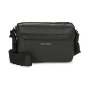 Handtasje Calvin Klein Jeans CK MUST CAMERA BAG