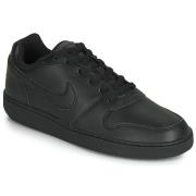 Lage Sneakers Nike EBERNON LOW