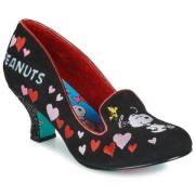 Pumps Irregular Choice A BOY AND HIS BEAGLE