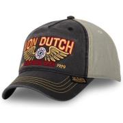 Pet Von Dutch -