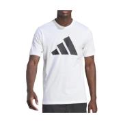 T-shirt adidas -