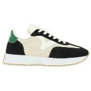 Nette schoenen Victoria Baskets