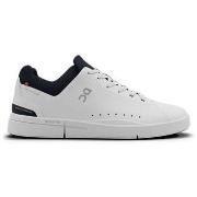 Sneakers On -