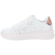Sneakers Solo Soprani SCW514P85