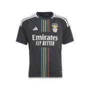 T-shirt adidas -