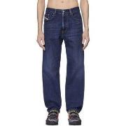 Jeans Diesel 2010 D-MACS 09B96-01