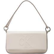Tas Calvin Klein Jeans SCULPTED FLAP SHOULDER POUCH LV04K3148G