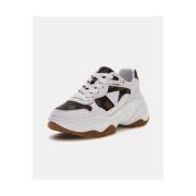 Sneakers Guess HAPYY3 FLTHPY FAL12