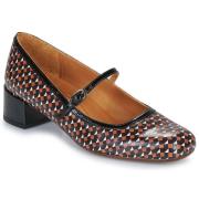 Ballerina's Chie Mihara RENI