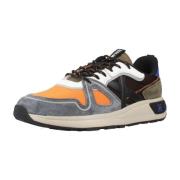 Lage Sneakers Munich FUTTURA 01