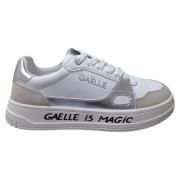 Lage Sneakers GaËlle Paris LOLA