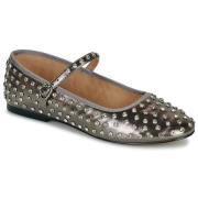 Ballerina's Steve Madden VINETTA-R