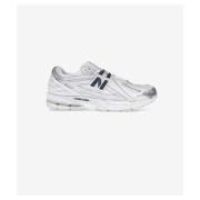 Lage Sneakers New Balance 1906R White Navy Silver Metallic