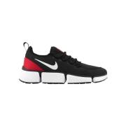 Lage Sneakers Nike Pocket Fly DM