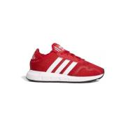 Lage Sneakers adidas Swift Run X C