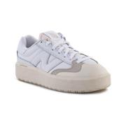 Lage Sneakers New Balance CT302OB