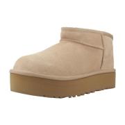 Enkellaarzen UGG K CLASSIC ULTRA MINI PLATF