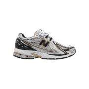 Lage Sneakers New Balance 1906R White Metallic Gold