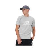 T-shirt Korte Mouw New Balance T-shirt New Balance Sport Essentials Lo...