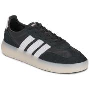 Lage Sneakers adidas BARREDA DECODE