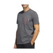 T-shirt adidas -