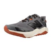 Lage Sneakers New Balance MTNTR CP6