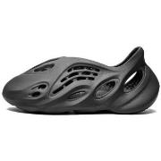 Sandalen adidas Yeezy Foam RNNR Onyx