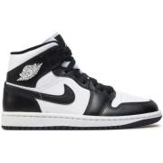 Hoge Sneakers Nike WMNS AIR JORDAN 1 MID white