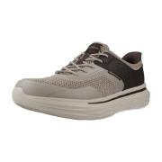 Lage Sneakers Skechers NEVARRO TAVO