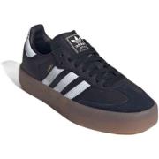 Lage Sneakers adidas JI1350