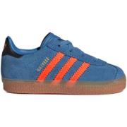 Lage Sneakers adidas JP7134
