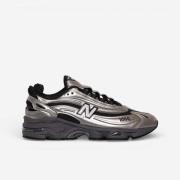 Lage Sneakers New Balance 1000 Black Silver Metallic