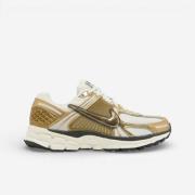 Lage Sneakers Nike Zoom Vomero 5 Metallic Gold (Women's)
