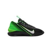 Lage Sneakers Nike GT Jump Academy Black Green Strike White