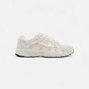 Lage Sneakers Nike P-6000 SE Light Orewood Brown