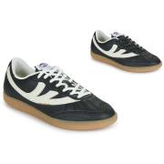 Lage Sneakers MOEA -