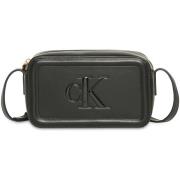Handtas Calvin Klein Jeans Bold Ck Camera Bag