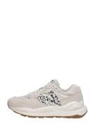 New Balance - 5740