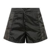 Nylon Shorts met Geborduurd Logo Moncler , Green , Dames