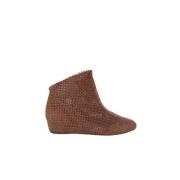 Pre-owned Suede boots Alaïa Pre-owned , Brown , Dames