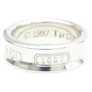 Pre-owned Silver rings Tiffany & Co. Pre-owned , Gray , Unisex