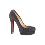 Pre-owned Wool heels Christian Louboutin Pre-owned , Gray , Dames