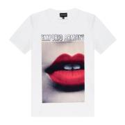 Wit T-shirt met korte mouwen en suède-effect applicatie en logo belett...