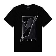 Zwarte Adelaar Print Satijnen T-shirt voor Dames Emporio Armani , Blac...