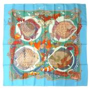 Pre-owned Silk scarves Hermès Vintage , Multicolor , Dames