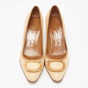 Pre-owned Canvas heels Salvatore Ferragamo Pre-owned , Brown , Dames