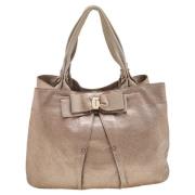 Pre-owned Leather totes Salvatore Ferragamo Pre-owned , Gray , Dames