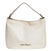 Pre-owned Leather handbags Salvatore Ferragamo Pre-owned , White , Dam...